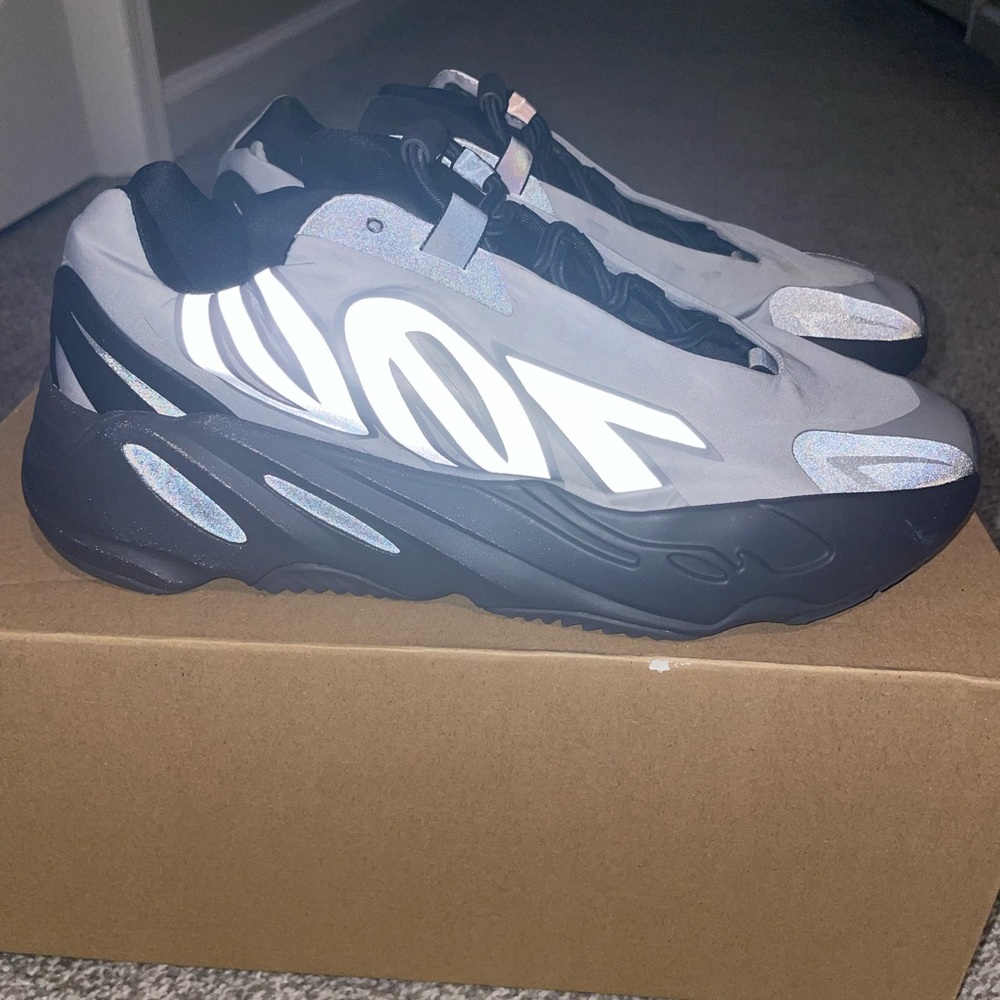 Authentic Gray/Silver Yeezy 700 Sneakers. Good condition.
